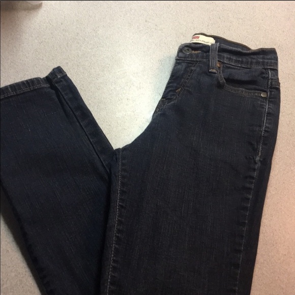 Levi’s perfectly Slimming DISCONTINUED JEANS 512 - Picture 3 of 3